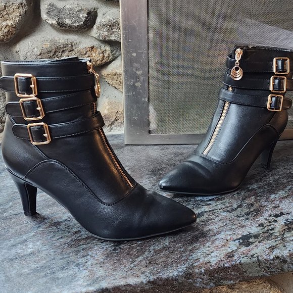 NWOT IDIFU Buckle Strap Ankle Booties Size 10 - Picture 3 of 16